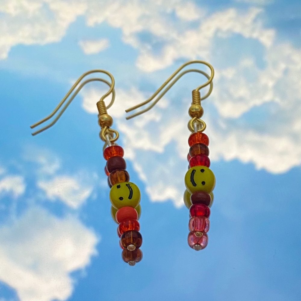 SMILEY FACE EARRINGS